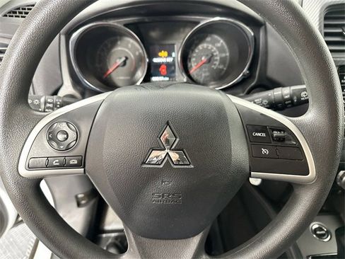 Used 2024 Mitsubishi Outlander Sport ES image 18