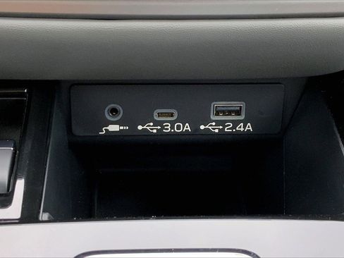 Certified 2025 Subaru Outback Premium image 16