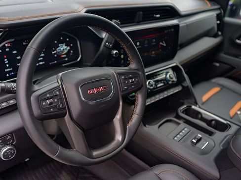 New 2026 GMC Sierra 2500 AT4 w/ AT4 Premium Plus Package AWD/4WD image 6