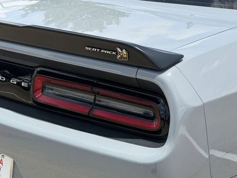 Used 2021 Dodge Challenger R/T Scat Pack w/ Dynamics Package RWD image 7