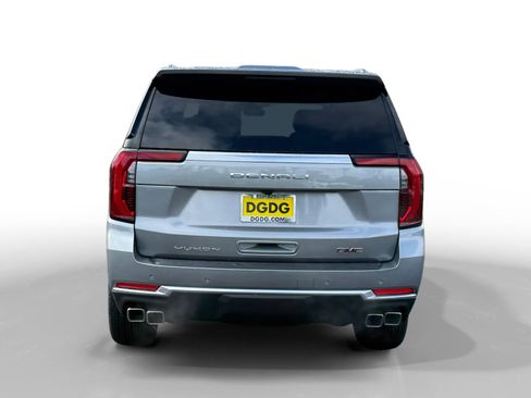 New 2026 GMC Yukon Denali w/ Sun & Power Step Package AWD/4WD image 4