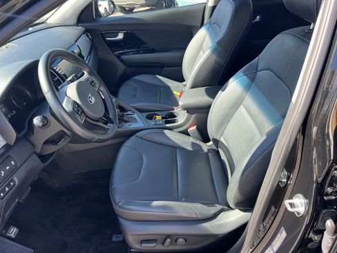 Used 2019 Kia Niro EX Premium w/ Sunroof Package image 9