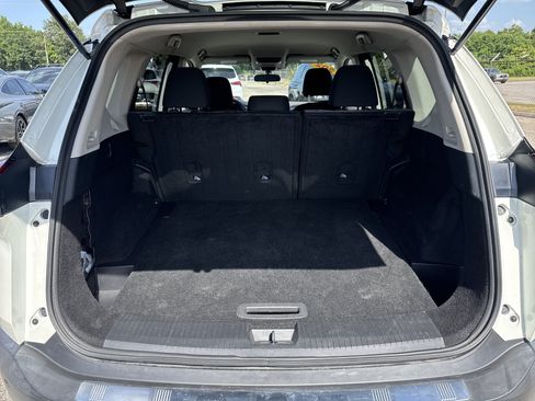 Used 2021 Nissan Rogue SV FWD image 8