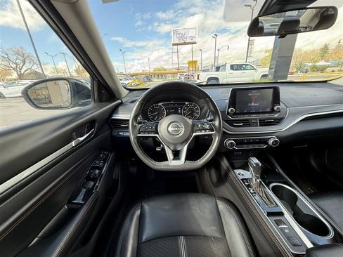 Used 2023 Nissan Altima 2.5 SR AWD/4WD image 27