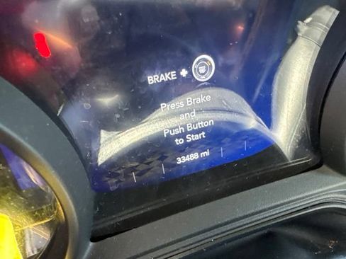 Used 2024 Jeep Wrangler Unlimited AWD/4WD image 12