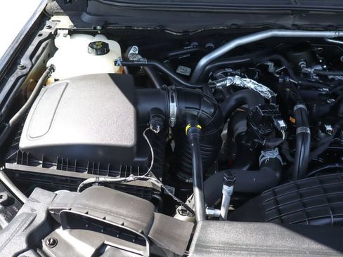 Used 2022 Ford Ranger Lariat w/ Tremor Off-Road Package AWD/4WD image 13