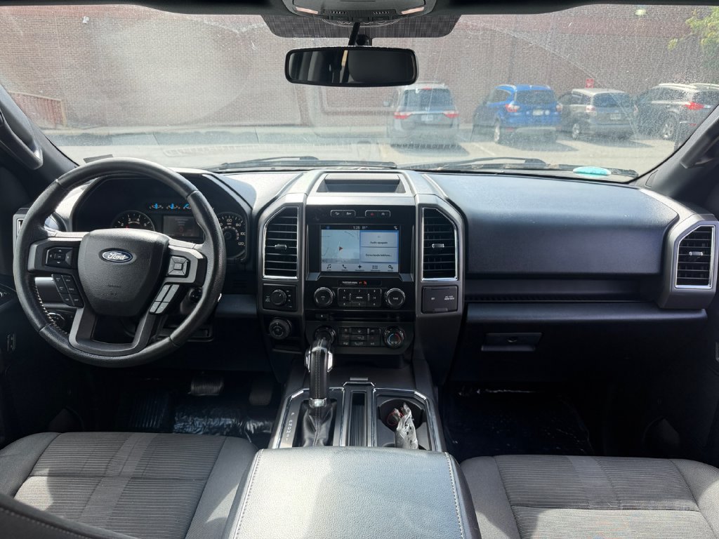 Used 2016 Ford F150 XLT w/ Equipment Group 302A Luxury AWD/4WD image 11