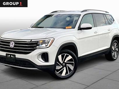 Used 2025 Volkswagen Atlas SE