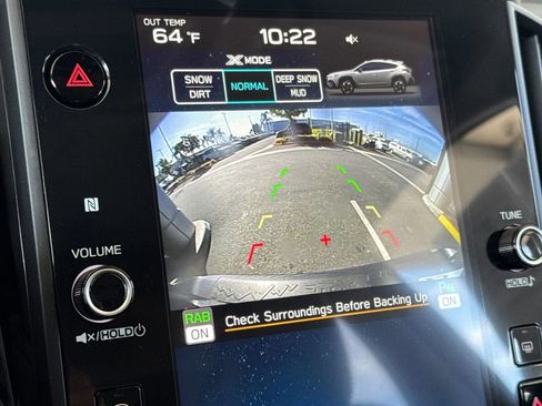 Certified 2025 Subaru Crosstrek 2.5i Limited w/ Crosstrek Mirror Package image 22