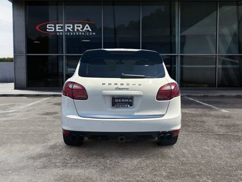 Used 2011 Porsche Cayenne AWD/4WD image 4
