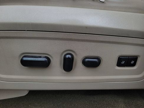Used 2015 Lincoln Navigator 4WD image 15
