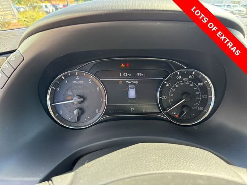 Used 2021 INFINITI QX80 Luxe image 16