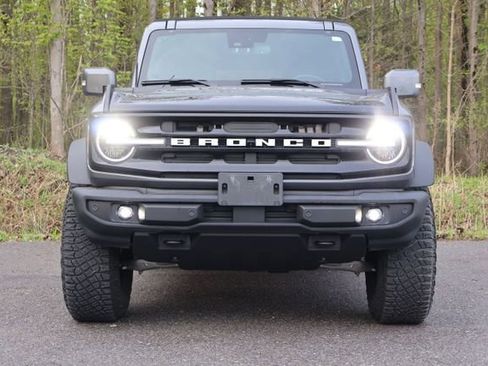 Used 2023 Ford Bronco Outer Banks w/ Sasquatch Package AWD/4WD image 4