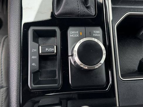 Certified 2025 Toyota Tundra Limited AWD/4WD image 18