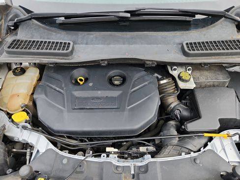 Used 2016 Ford Escape SE image 22