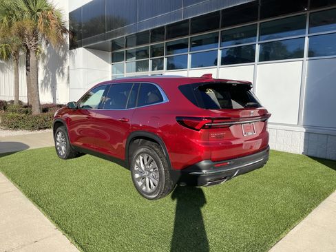 New 2026 Buick Enclave Preferred w/ Power Package image 5