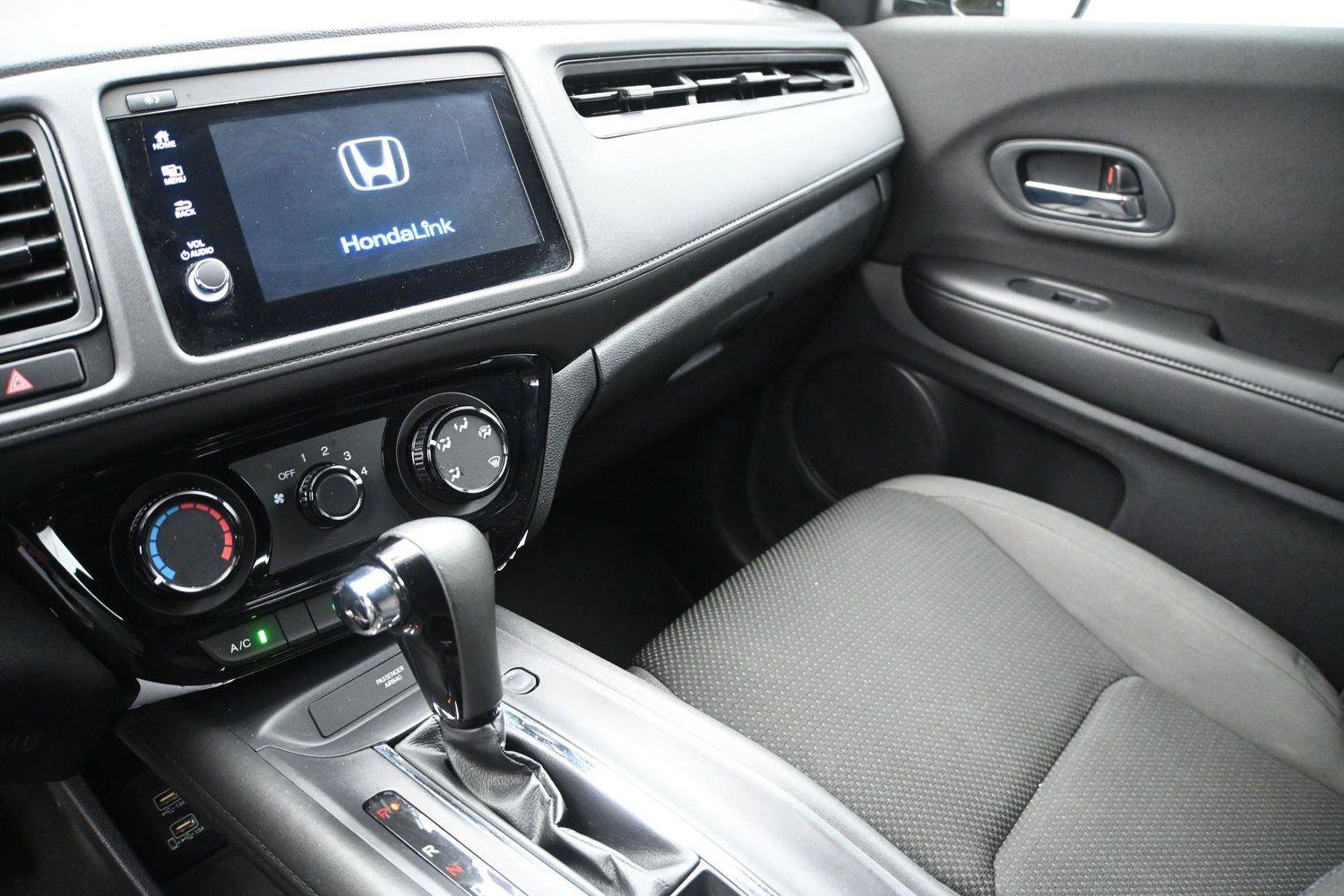 Used 2022 Honda HR-V Sport image 4