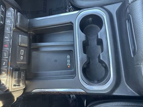 Used 2022 GMC Sierra 2500 Denali w/ Denali Black Diamond Edition image 24