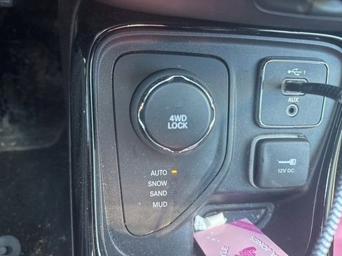 Used 2020 Jeep Compass Latitude image 22