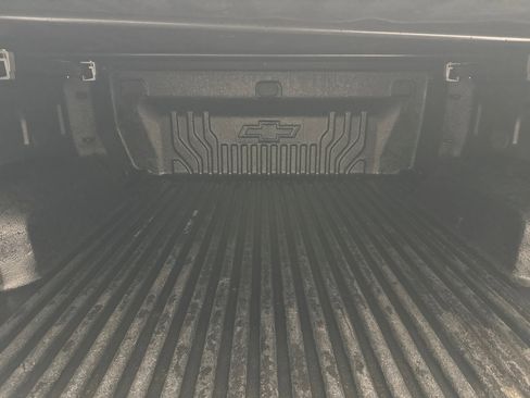 Used 2023 Chevrolet Silverado 1500 LT image 18