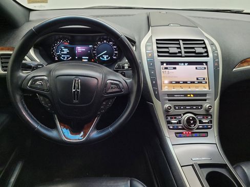 Used 2018 Lincoln MKZ Reserve image 22