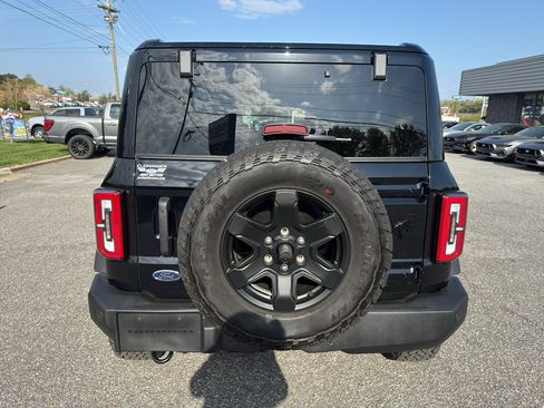 Used 2025 Ford Bronco Outer Banks image 6