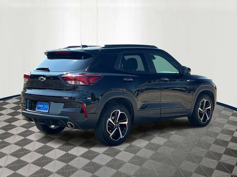 Used 2023 Chevrolet TrailBlazer RS w/ Sun and Liftgate Package AWD/4WD image 5