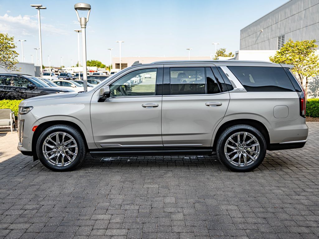 Used 2021 Cadillac Escalade Premium Luxury Platinum w/ Heavy-Duty Trailer Package AWD/4WD image 8