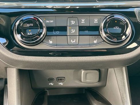 New 2026 Buick Envista Sport Touring w/ Convenience I Package FWD image 11
