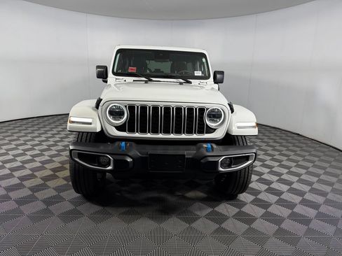 Used 2024 Jeep Wrangler Unlimited Sahara w/ Safety Group AWD/4WD image 4