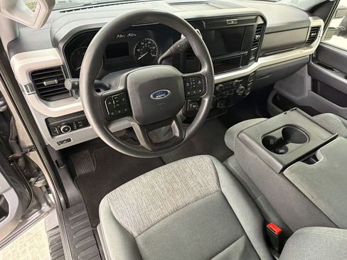 Used 2025 Ford F250 XLT AWD/4WD image 4
