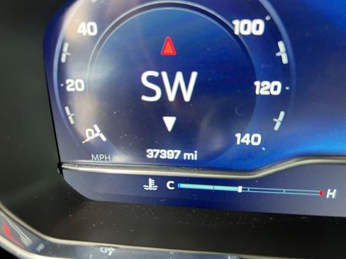 Used 2025 Chevrolet Silverado 1500 LT AWD/4WD image 13