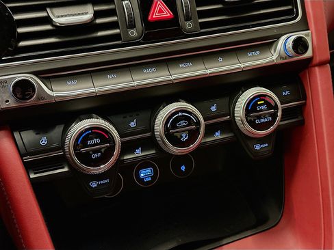 Used 2023 Genesis G70 3.3T w/ Sport Prestige Package image 24