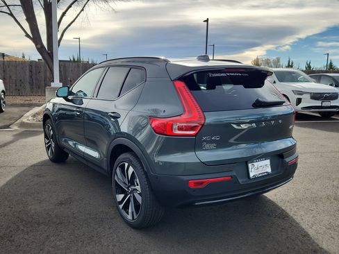New 2026 Volvo XC40 B5 Ultra w/ Climate Package image 3
