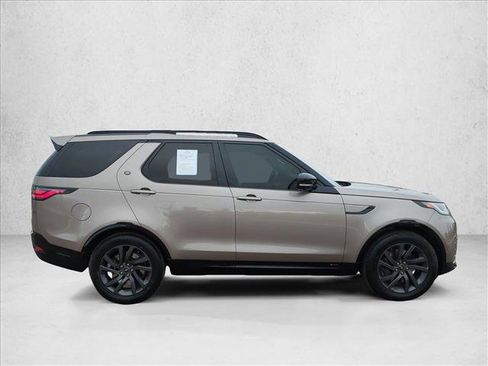 Used 2021 Land Rover Discovery S R-Dynamic AWD/4WD image 4