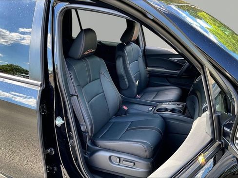 Used 2022 Honda Pilot TrailSport image 23
