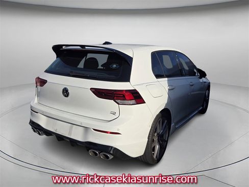 Used 2024 Volkswagen Golf R image 4