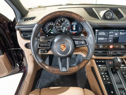 Certified 2026 Porsche Macan AWD/4WD image 27