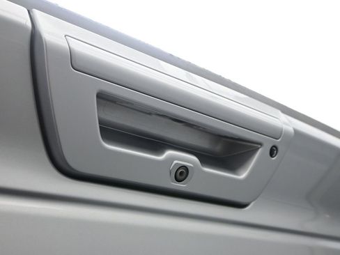 Used 2015 Ford F150 Lariat w/ Equipment Group 501A Mid image 41