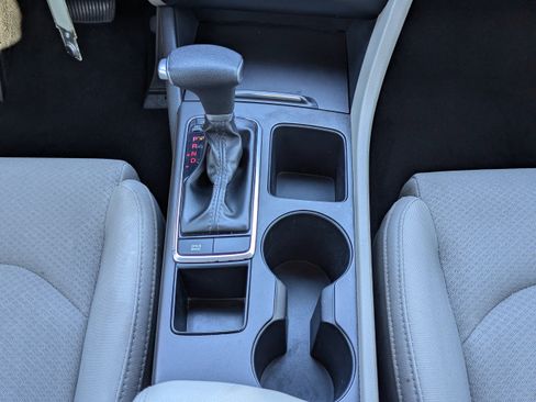 Used 2017 Kia Optima LX w/ Driver Convenience Package image 18