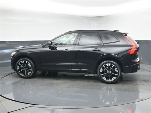 New 2026 Volvo XC60 B5 Plus w/ Protection Package Premier image 5