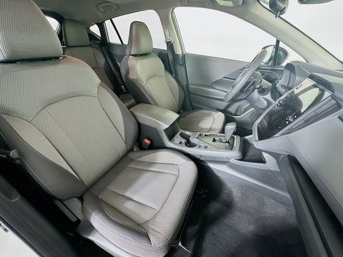 Used 2024 Subaru Crosstrek 2.0i Premium image 29