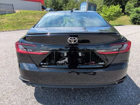 Certified 2026 Toyota Camry SE w/ Convenience Package FWD image 6