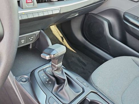 Used 2025 Kia K4 FWD image 21