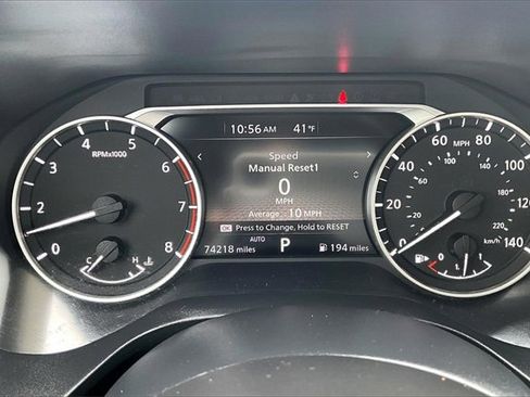 Used 2021 Nissan Rogue SV w/ Premium Package image 15