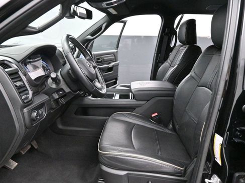 Used 2022 RAM 3500 Limited AWD/4WD image 11