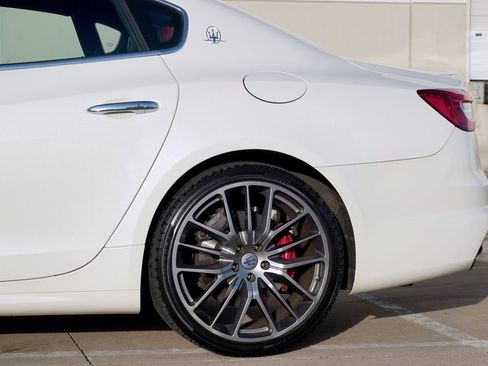 Used 2018 Maserati Quattroporte S GranSport Q4 image 25