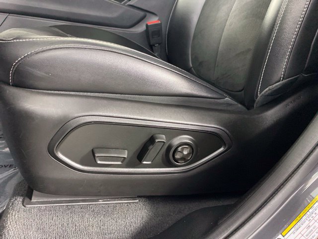 Used 2023 Jeep Grand Cherokee L Altitude AWD/4WD image 18