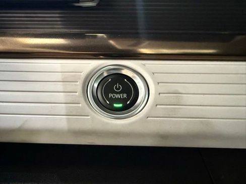 Used 2024 GMC Hummer EV 3X image 42