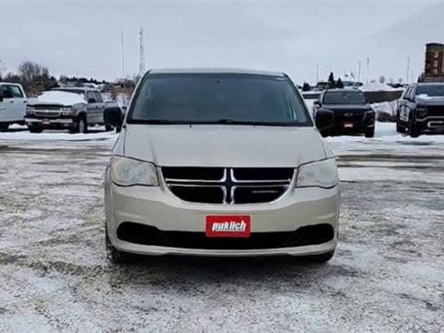 Used 2014 Dodge Grand Caravan SE w/ Quick Order Package 29E SE image 3